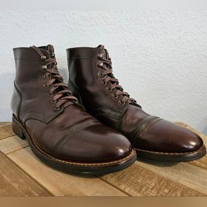 Brown Thursday Captains